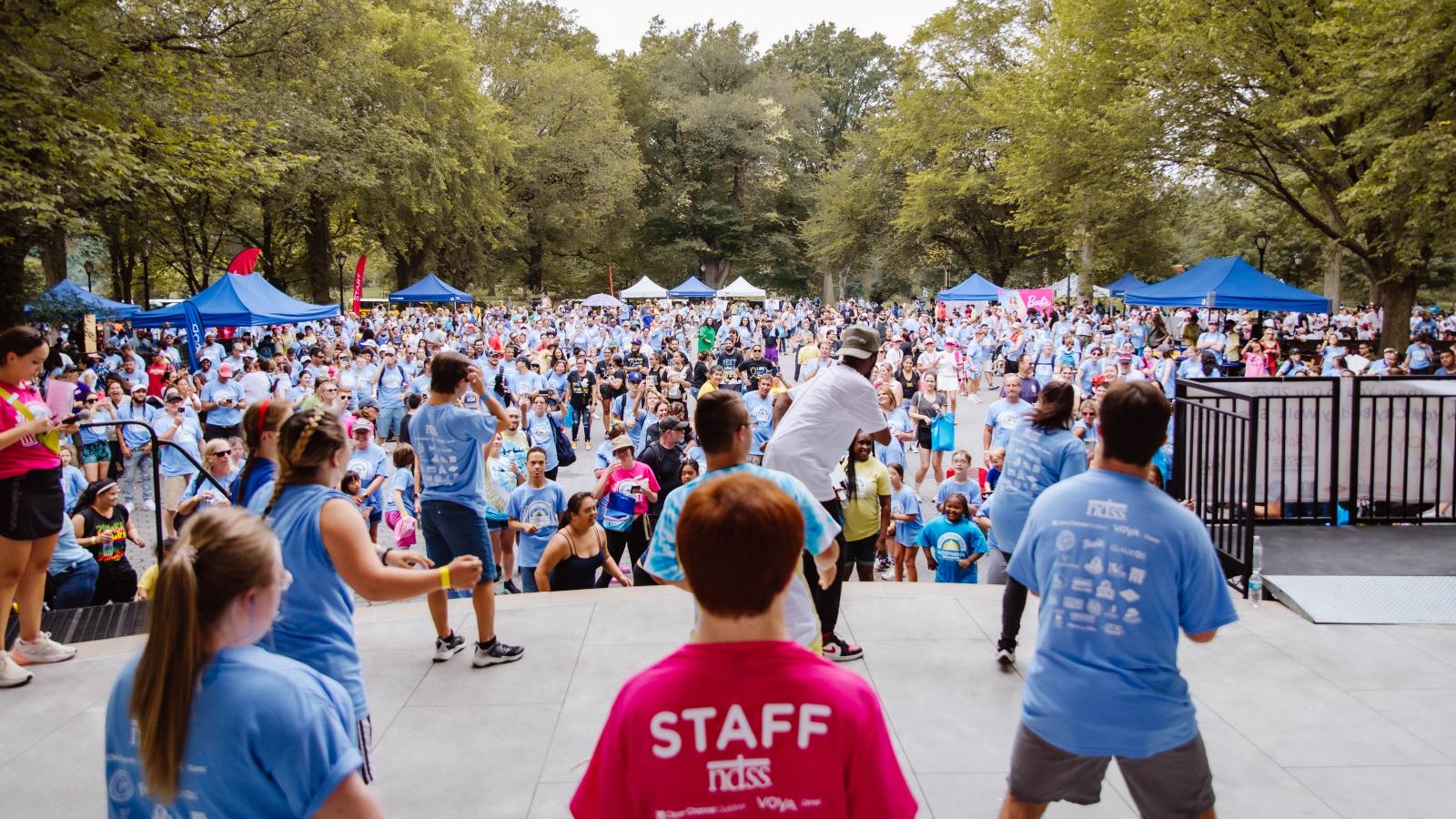 Wide shot of the crowd at the NYC Buddy Walk