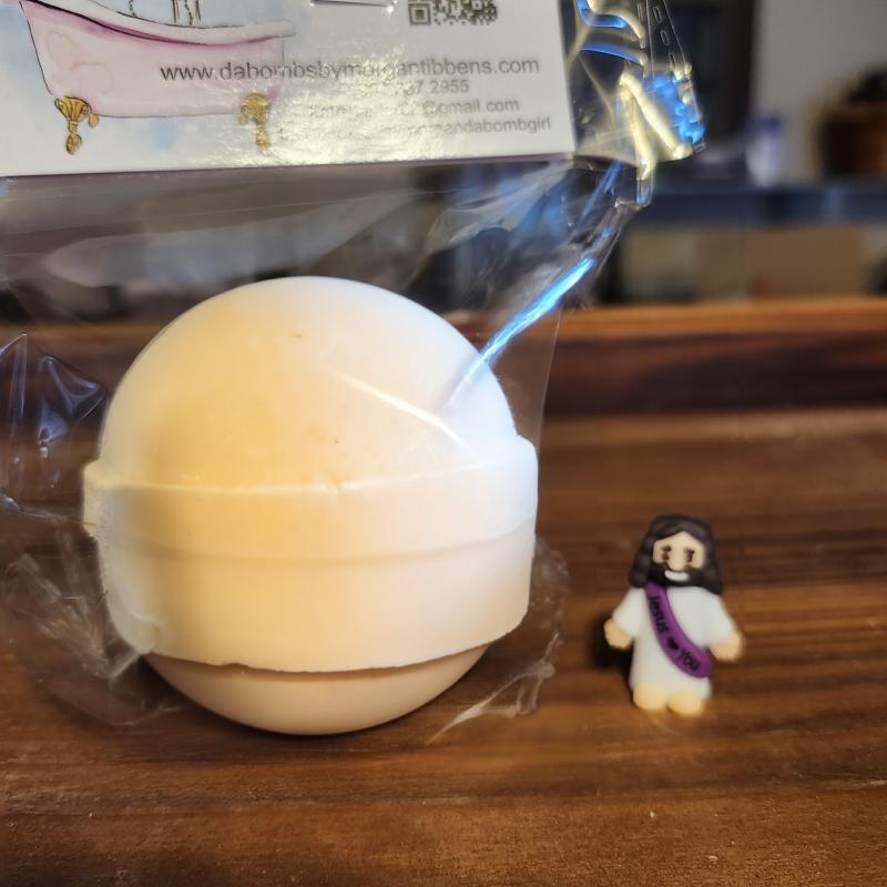 Bath Bombs with Charm